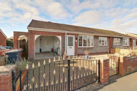 3 bedroom Detached f...